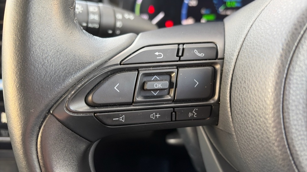 Used Toyota Yaris Cross 2023 for sale - 76869564: Photo 23