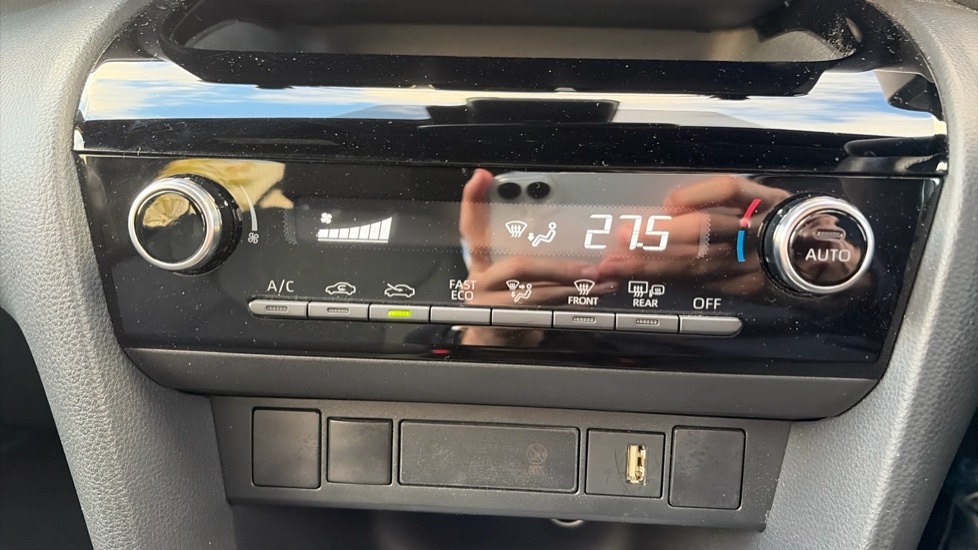 Used Toyota Yaris Cross 2023 for sale - 76869564: Photo 33