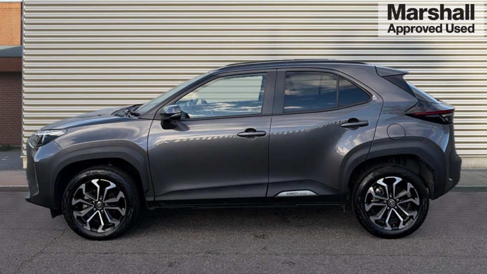 Used Toyota Yaris Cross 2023 for sale - 76869564: Photo 6