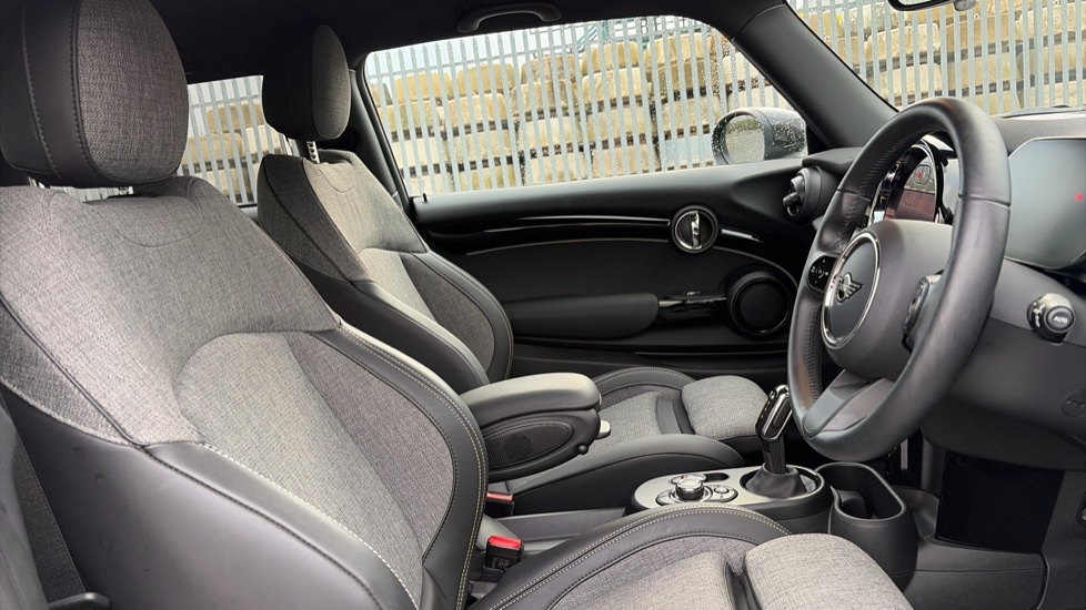 Used MINI Hatch 2022 for sale - 76586811: Photo 11