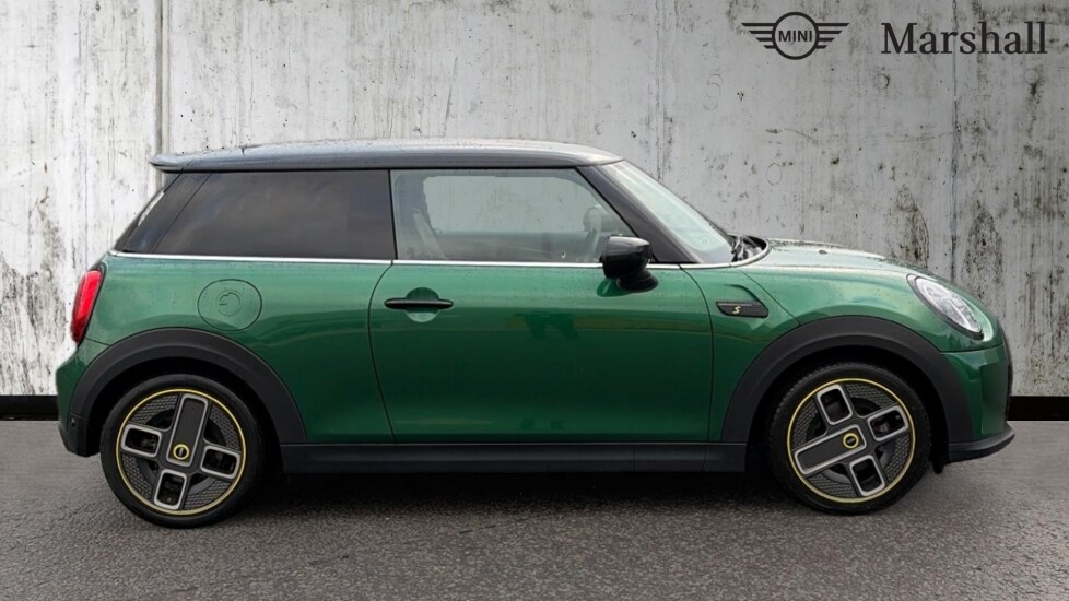 Used MINI Hatch 2022 for sale - 76586811: Photo 3