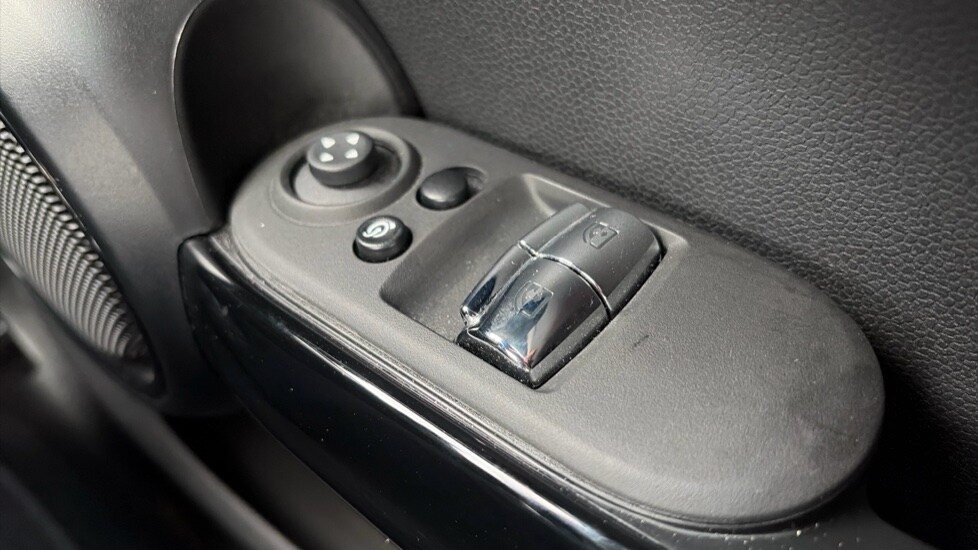 Used MINI Hatch 2022 for sale - 76586811: Photo 47