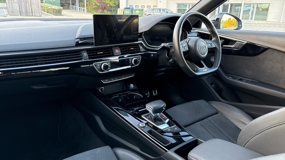 Used Audi A4 2022 for sale - 76130698: Photo 10