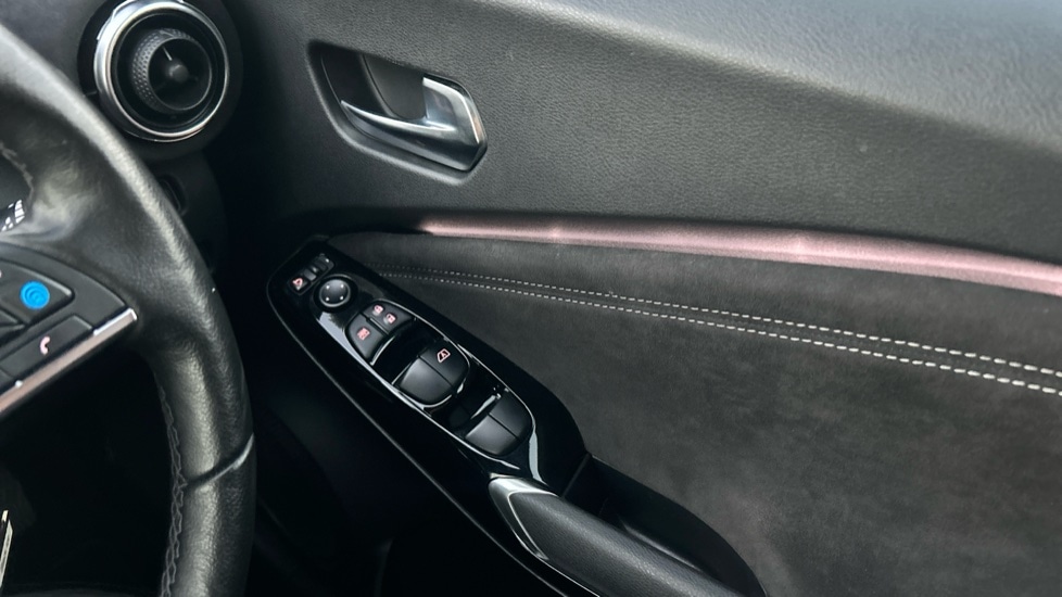 Used Nissan Juke 2023 for sale - 76873641: Photo 30