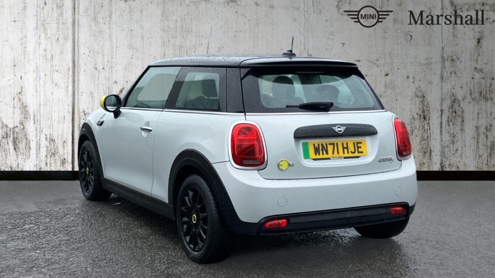 Used MINI Hatch 2021 for sale - 76874722: Photo 2