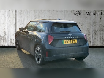 Used MINI Cooper 2024 for sale - 76966708: Photo