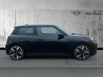 Used MINI Cooper 2024 for sale - 76966708: Photo