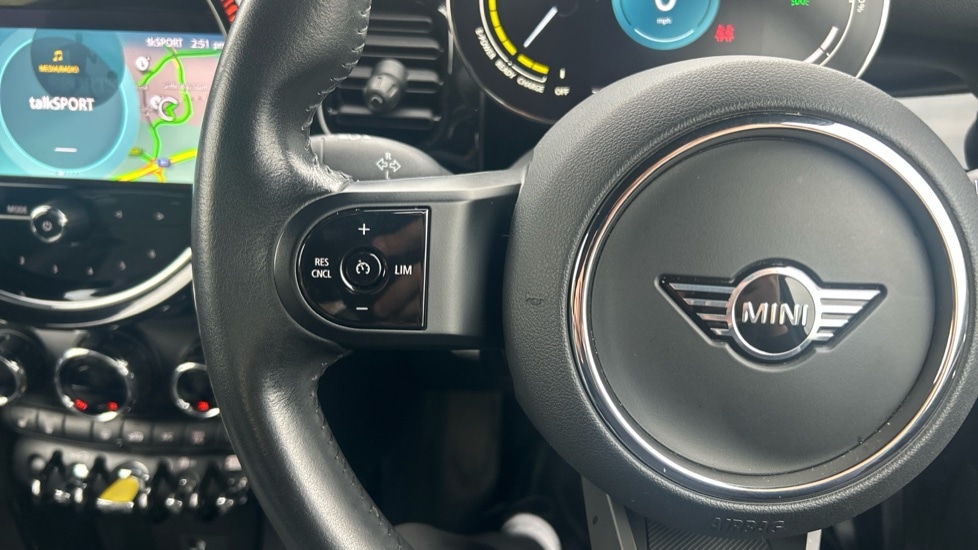 Used MINI Hatch 2022 for sale - 76244575: Photo 17