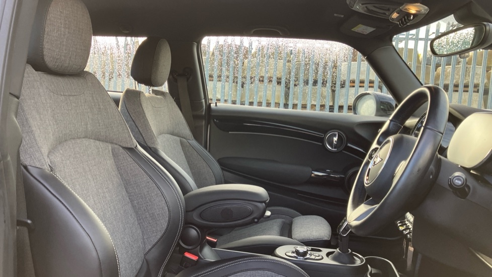 Used MINI Hatch 2022 for sale - 76872178: Photo 11