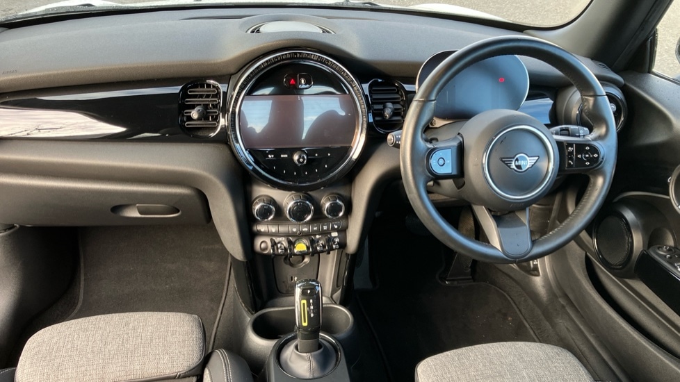 Used MINI Hatch 2022 for sale - 76872178: Photo 4