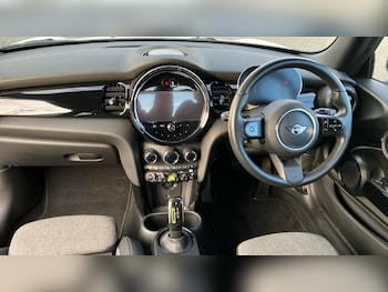 Used MINI Hatch 2022 for sale - 76872178: Photo