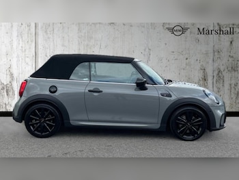 Used MINI Convertible 2022 for sale - 75472000: Photo