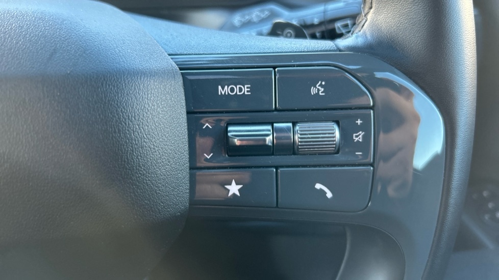 Used Kia EV9 2024 for sale - 76874660: Photo 22