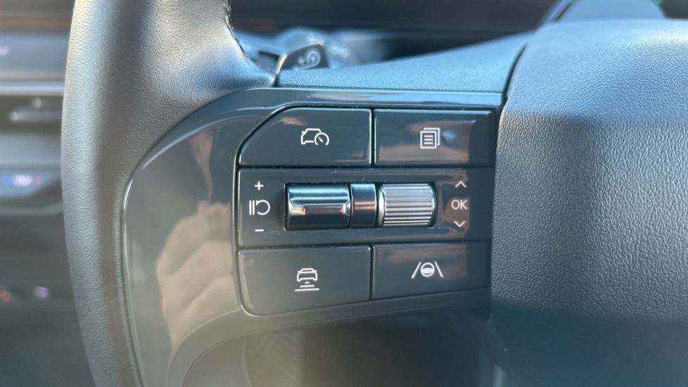 Used Kia EV9 2024 for sale - 76874660: Photo 23