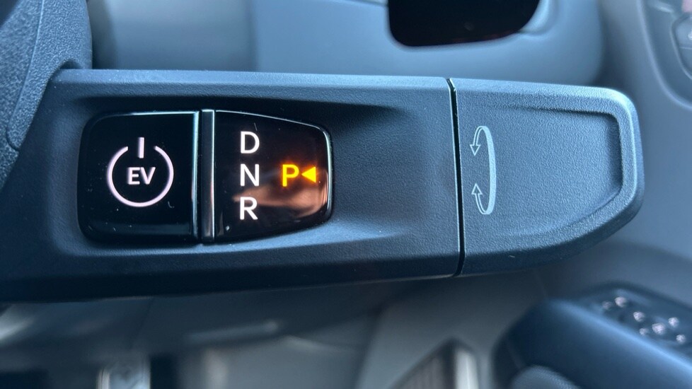 Used Kia EV9 2024 for sale - 76874660: Photo 29