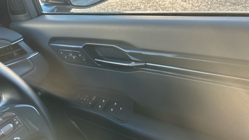 Used Kia EV9 2024 for sale - 76874660: Photo 30