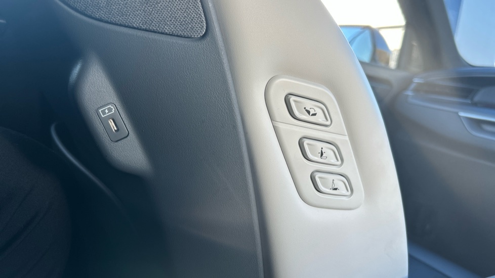 Used Kia EV9 2024 for sale - 76874660: Photo 42