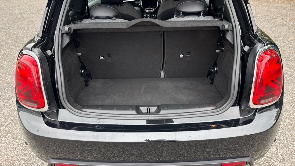 Used MINI Hatch 2022 for sale - 76870528: Photo 13