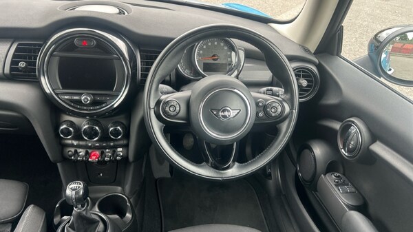 Used MINI Hatch 2018 for sale - 76254949: Photo 5