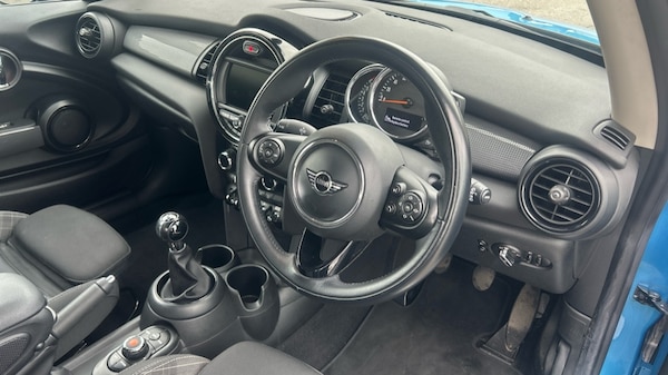 Used MINI Hatch 2018 for sale - 76254949: Photo 6