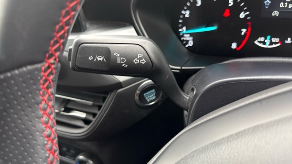 Used Ford Focus 2022 for sale - 76183901: Photo 24