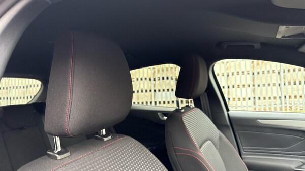 Used Ford Focus 2022 for sale - 76183901: Photo 31