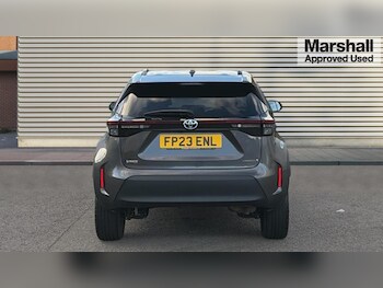 Used Toyota Yaris Cross 2023 for sale - 76375535: Photo