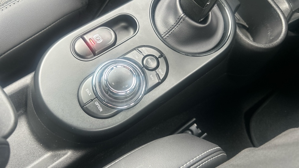 Used MINI Hatch 2022 for sale - 76804015: Photo 19