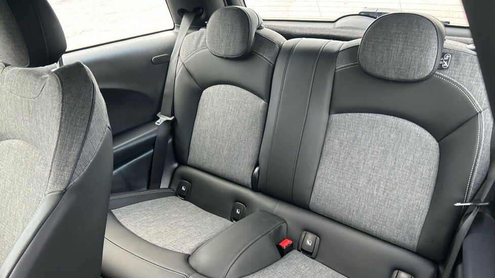 Used MINI Hatch 2023 for sale - 76872226: Photo 12