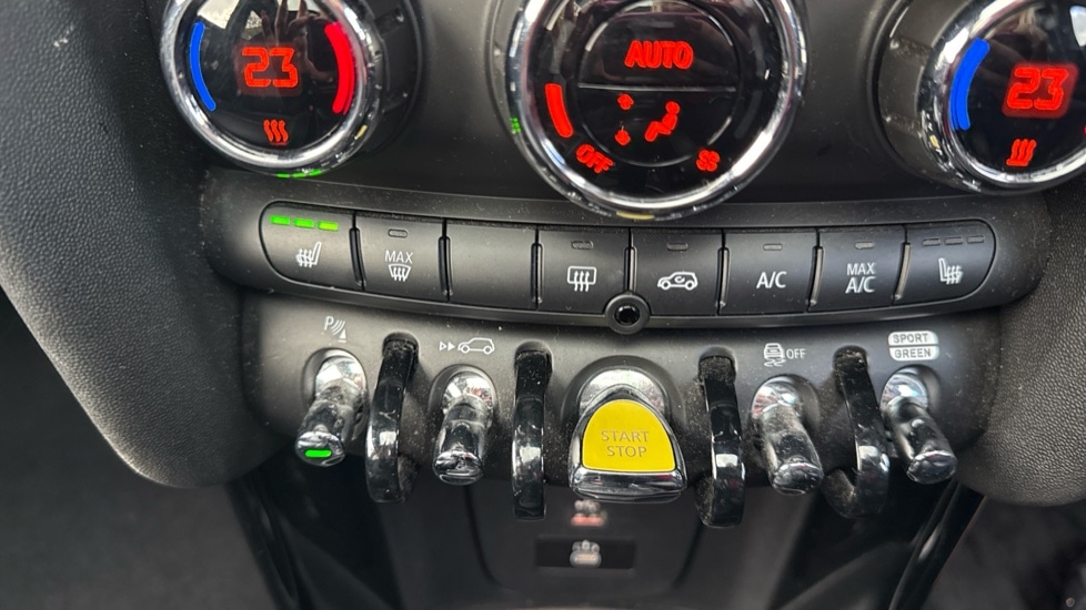 Used MINI Hatch 2024 for sale - 76921633: Photo 34