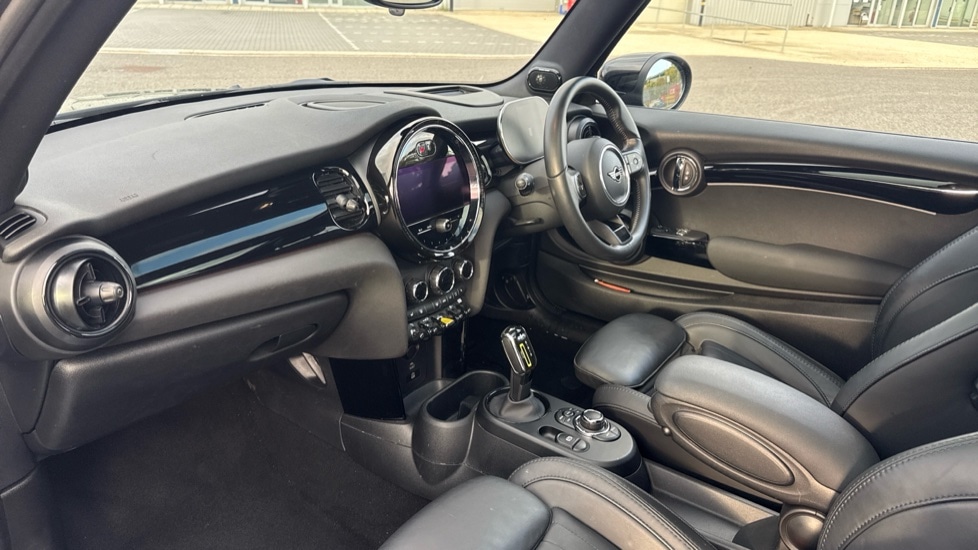 Used MINI Hatch 2024 for sale - 76921633: Photo 7