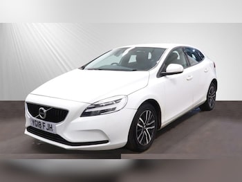 Used Volvo V40 2018 for sale - 78943838: Photo