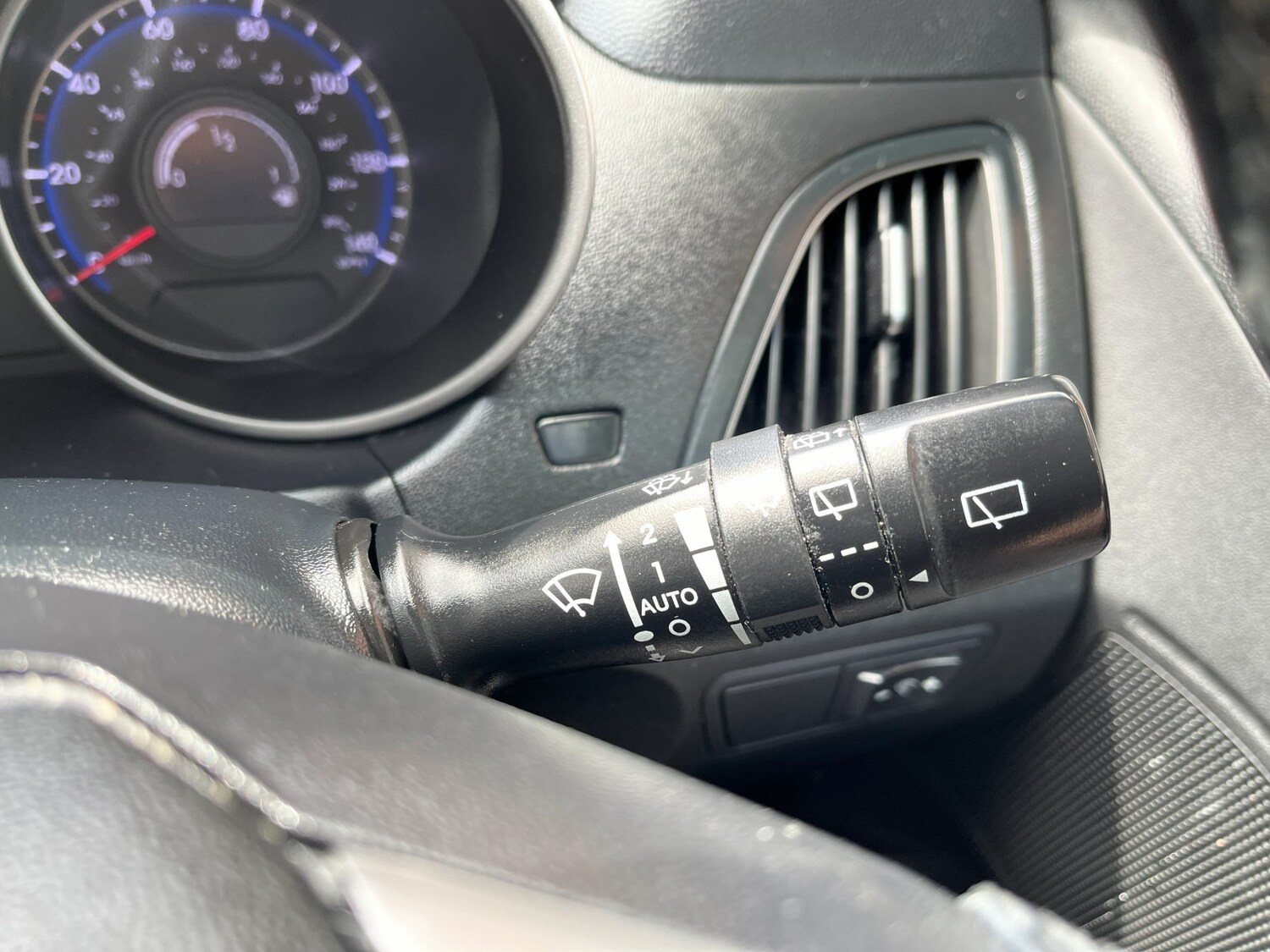 Used Hyundai Ix35 2014 for sale - 76605689: Photo 40