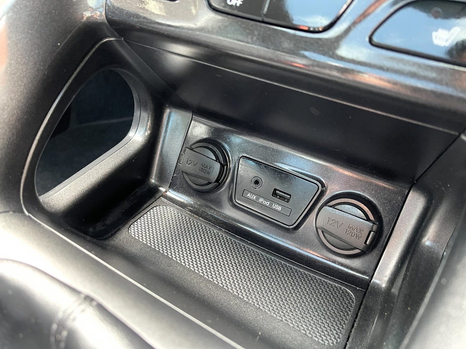 Used Hyundai Ix35 2014 for sale - 76605689: Photo 42