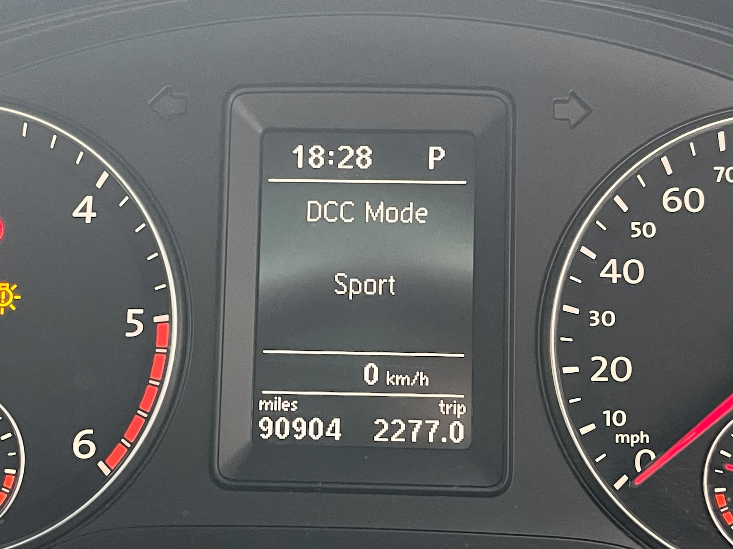 Used Volkswagen Scirocco 2011 for sale - 76170805: Photo 67