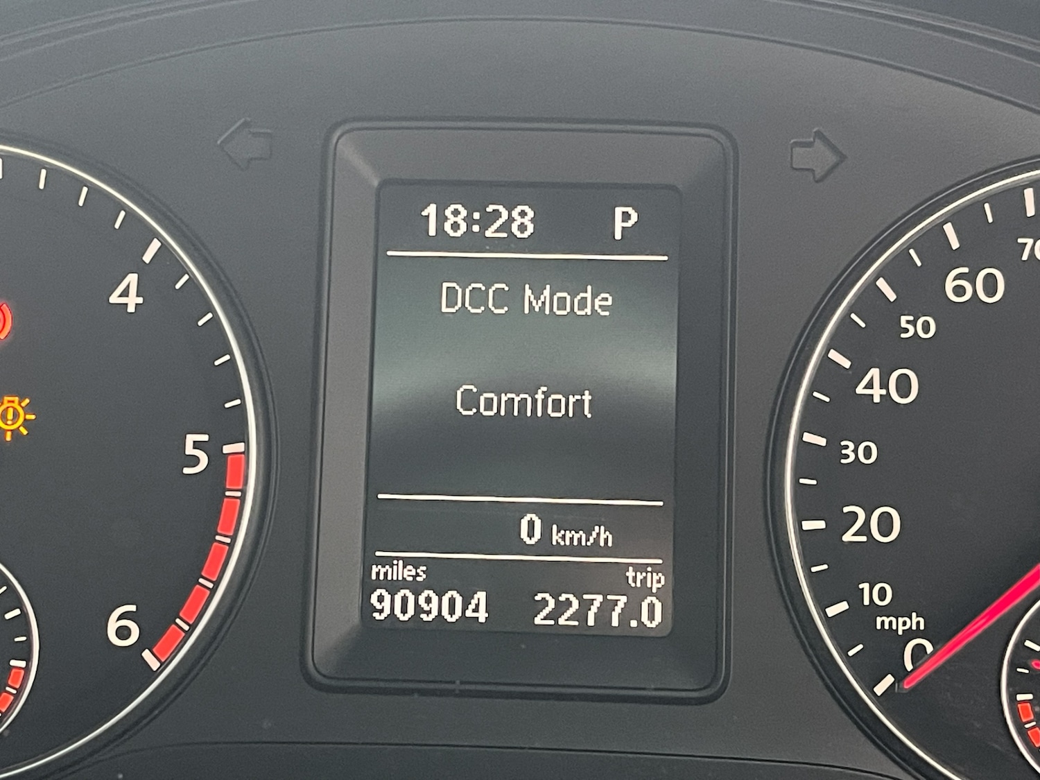 Used Volkswagen Scirocco 2011 for sale - 76170805: Photo 68