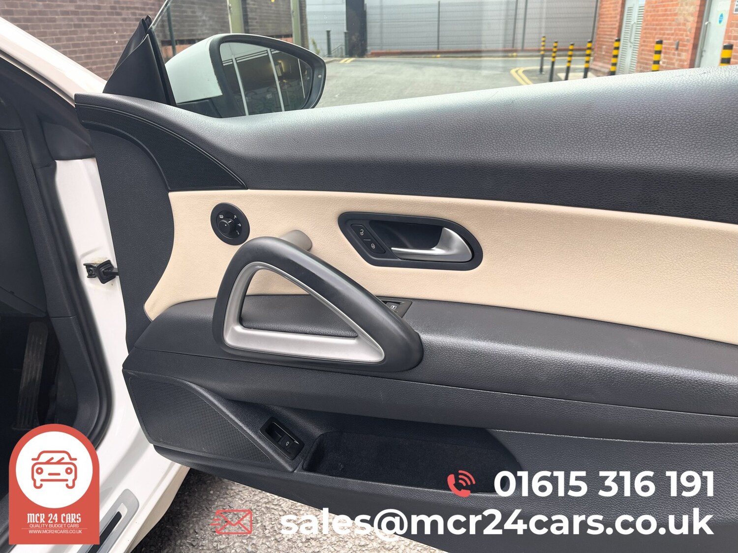 Used Volkswagen Scirocco 2011 for sale - 76605773: Photo 40