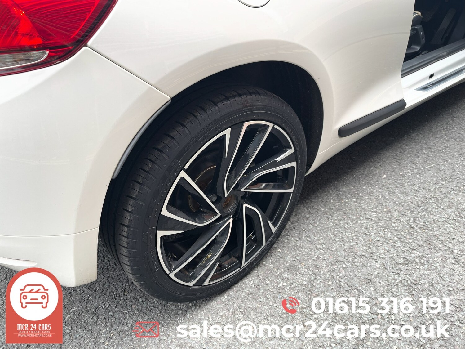 Used Volkswagen Scirocco 2011 for sale - 76605773: Photo 80