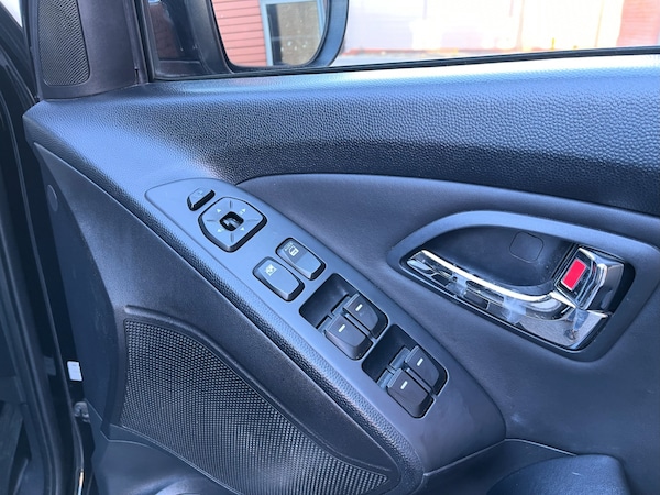 Used Hyundai Ix35 2012 for sale - 74896810: Photo 13