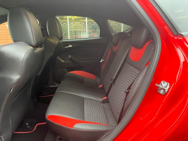 Used Ford Focus 2013 for sale - 75621076: Photo 12