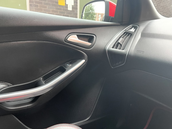 Used Ford Focus 2013 for sale - 75621076: Photo 74