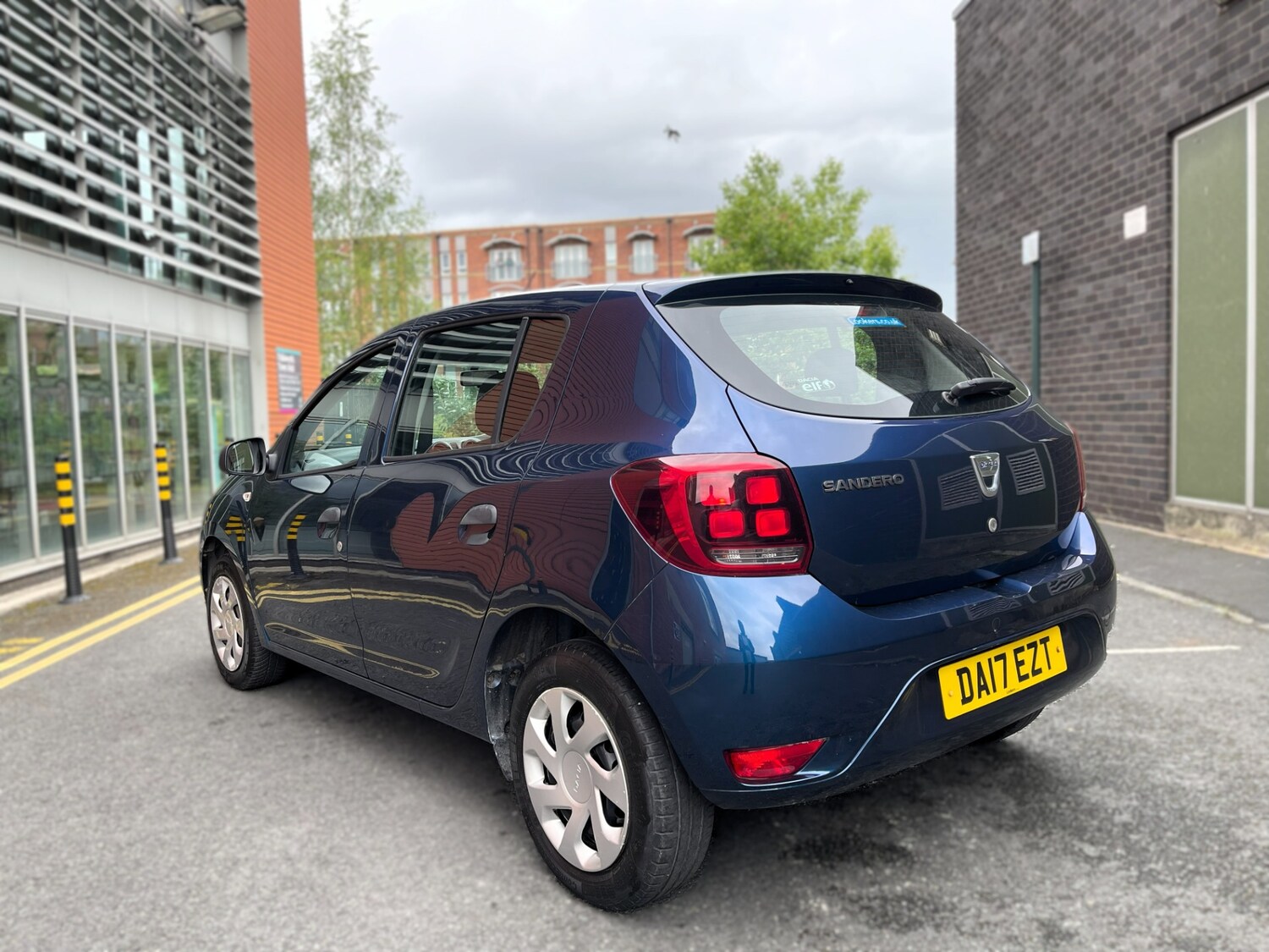 Vehicle 27