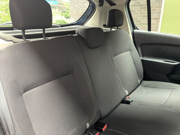 Used Dacia Sandero 2017 for sale - 74896825: Photo 43
