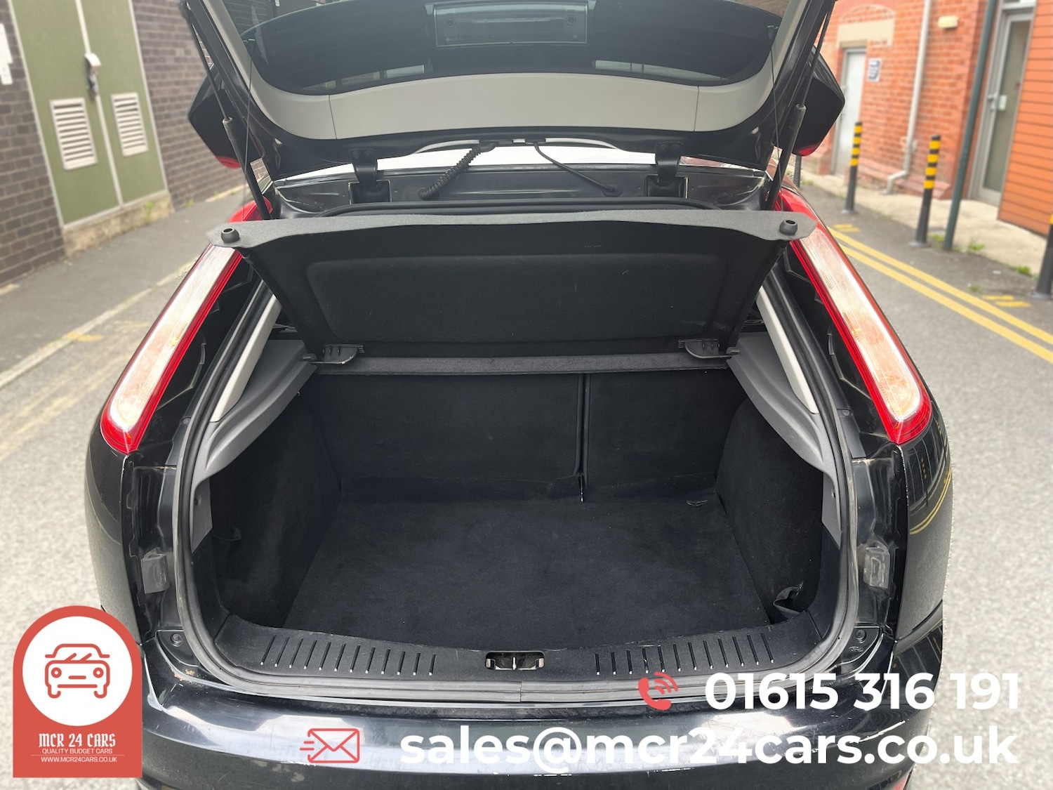 Used Ford Focus 2011 for sale - 76605816: Photo 22