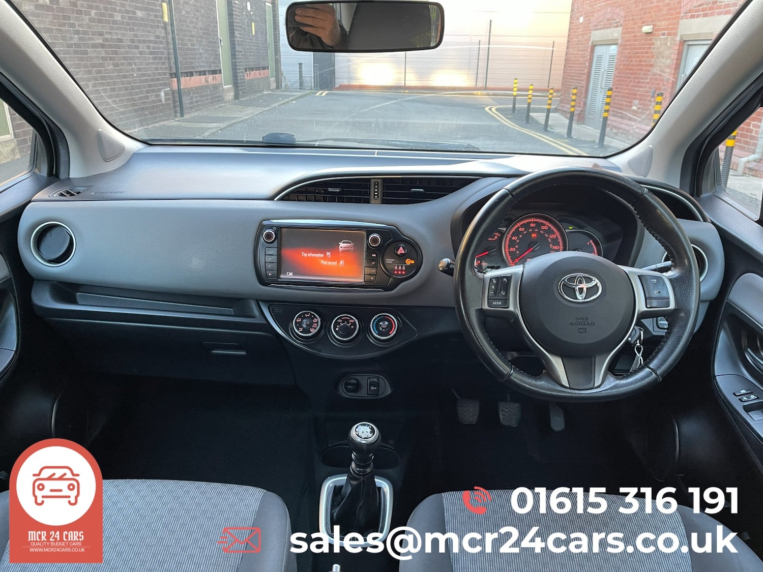 Used Toyota Yaris 2015 for sale - 76605915: Photo 35