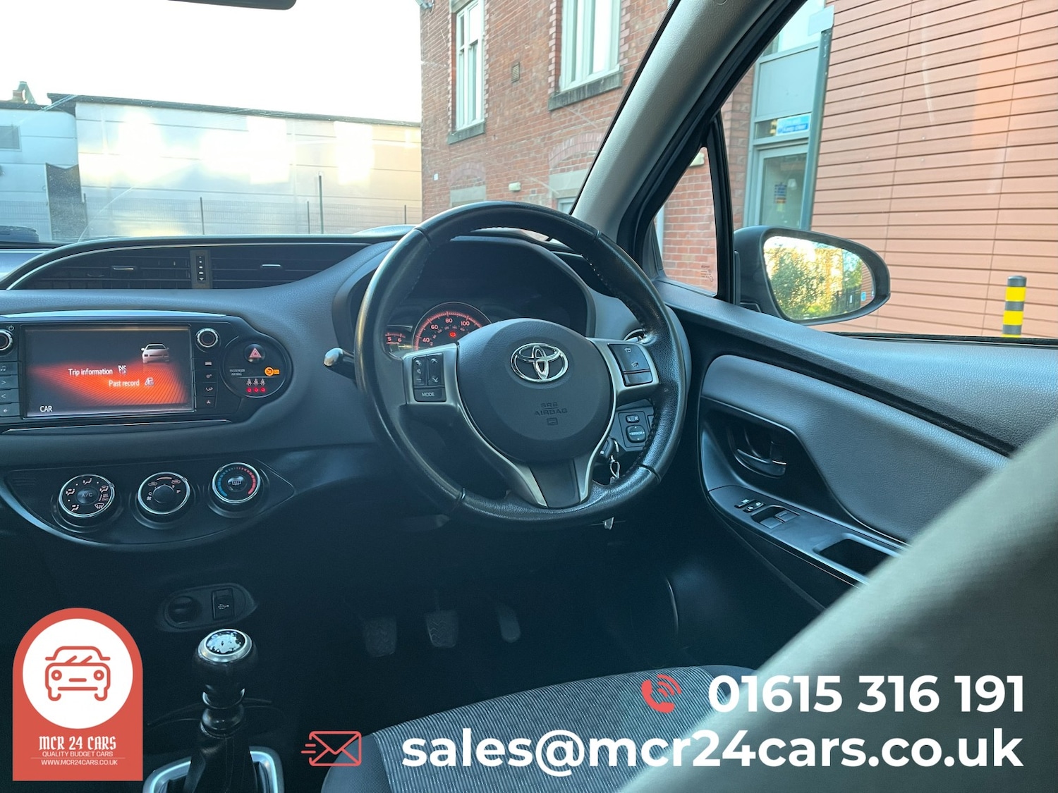 Used Toyota Yaris 2015 for sale - 76605915: Photo 36
