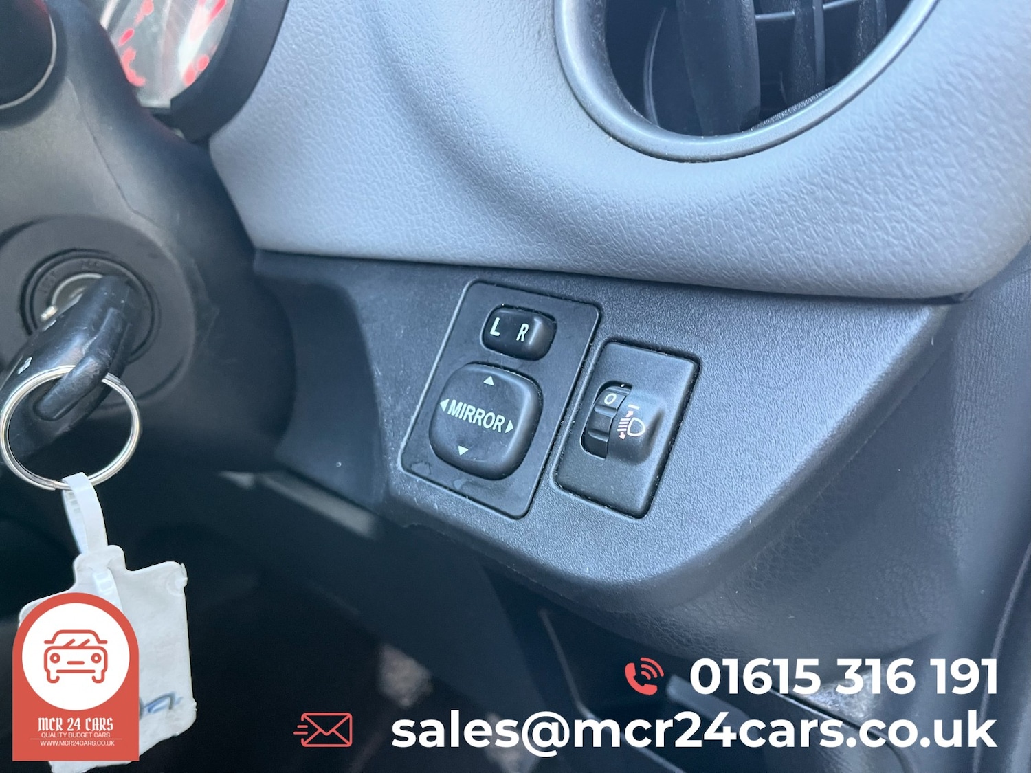 Used Toyota Yaris 2015 for sale - 76605915: Photo 41