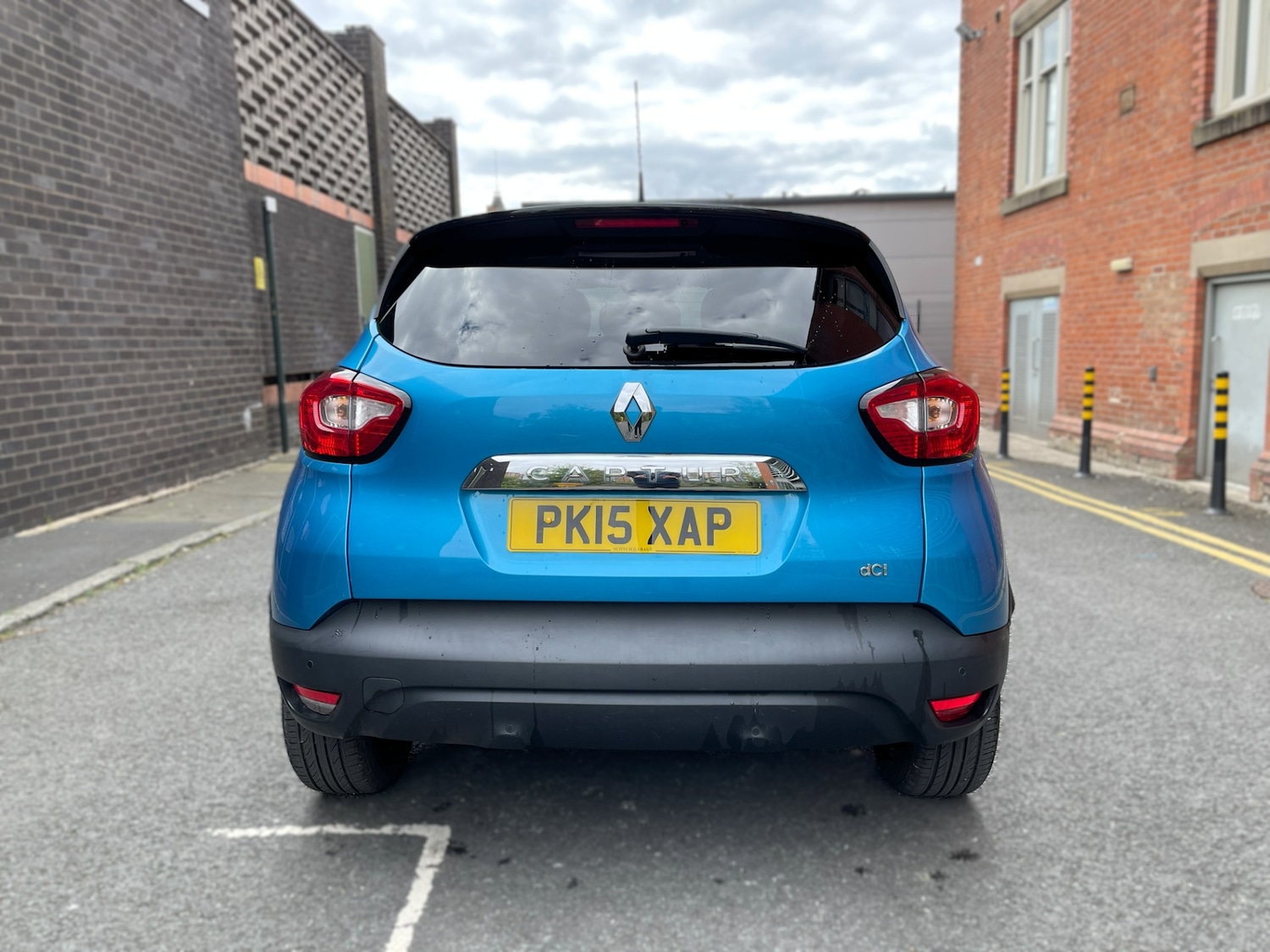 Vehicle 28