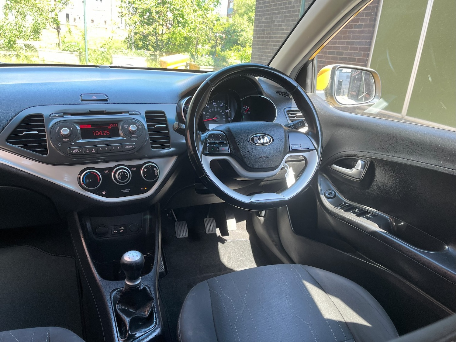 Used Kia Picanto 2015 for sale - 76605667: Photo 30