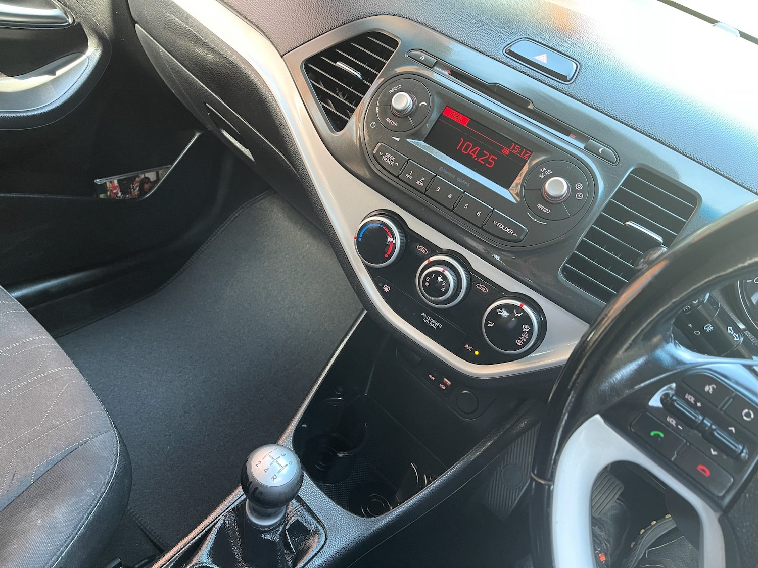 Used Kia Picanto 2015 for sale - 76605667: Photo 38